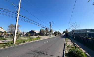 AMPLIO PREDIO EN EJE DE ACTIVIDADES MIXTAS