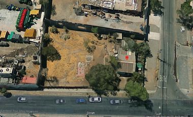 AMPLIO PREDIO EN EJE DE ACTIVIDADES MIXTAS