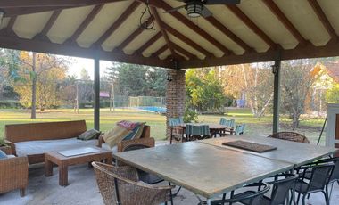 VENTA HERMOSA CASA EN PARCELA DE 5000 M2