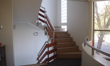 ARRIENDO OFICINA 6HAB 9BA QUINTA NORMAL