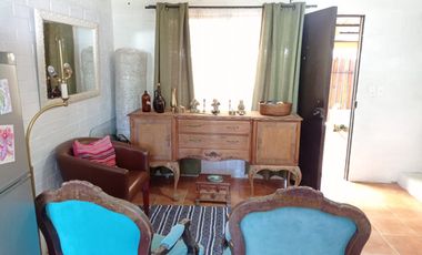 LIMACHE - SE VENDE CASA EN ANDRES BELLO, 2D Y 1B