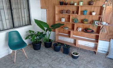 LIMACHE - SE VENDE CASA EN ANDRES BELLO, 2D Y 1B