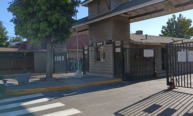 CASA EN CONDOMINIO QUILICURA - 3 H 3 B