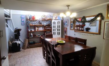 VENTA ACOGEDORA CASA EN RENGO!