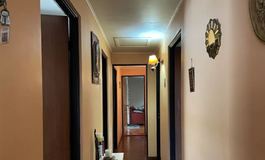 VENTA  HERMOSA CASA ESQUINA SANTA CRUZ