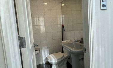 OFICINA DE 30M2 EN VALPARAÍSO A PASOS DE PLAZA SOTOMAYOR