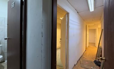 LOCAL DE 194M2 LOS ANDES REMODELADO A PASOS DE PLAZA ARMAS