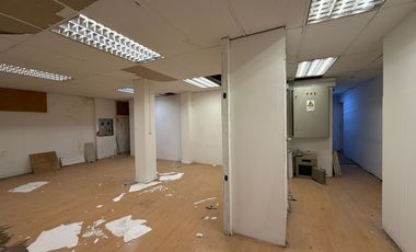 LOCAL DE 194M2 LOS ANDES REMODELADO A PASOS DE PLAZA ARMAS