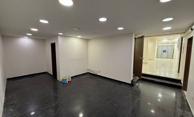 LOCAL DE 194M2 LOS ANDES REMODELADO A PASOS DE PLAZA ARMAS