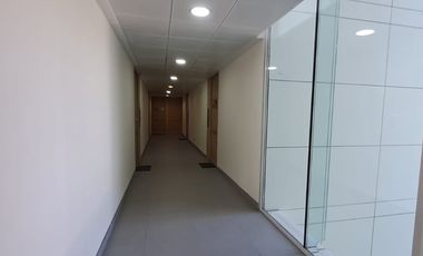 OFICINA LAS CONDES VISTA DESPEJADA