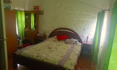 VENDO CASA  2D 1B UBICADA EN SECTOR DE PUEN ALTO