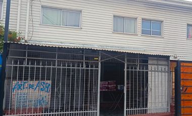 VENDO CASA  2D 1B UBICADA EN SECTOR DE PUEN ALTO