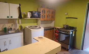 VENDO CASA  2D 1B UBICADA EN SECTOR DE PUEN ALTO