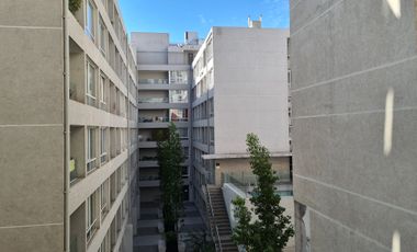 DEPTO  2 SUITES EN SANTIAGO INCLUYE ESTACIONAMIENTO