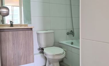 DEPTO  2 SUITES EN SANTIAGO INCLUYE ESTACIONAMIENTO