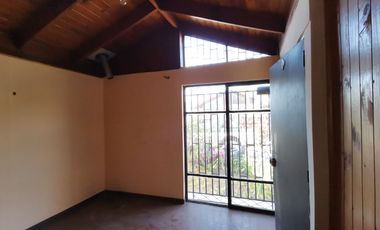 VENTA CASA EN LINARES CON MUCHO POTENCIAL