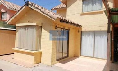 CASA TRES HABITACIONES AMOBLADA PARA GERENCIA