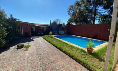 VENDO CASA MUY GRANDE EN CURICO