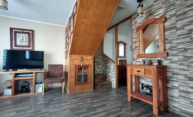 VENDO ACOGEDORA CASA EN PADRE LAS CASAS