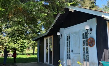 PARCELA CON 2 CASAS EN 2DA FAJA VILLARRICA