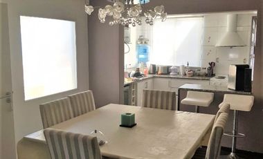 Casa 3 amb con Piscina- Reciclada- Santa Monica