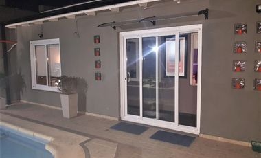Casa 3 amb con Piscina- Reciclada- Santa Monica