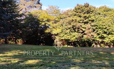 Terreno en venta con orilla al Estero Angachilla.