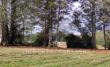 Terreno en venta con orilla al Estero Angachilla.