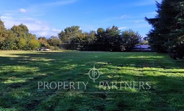 Terreno en venta con orilla al Estero Angachilla.