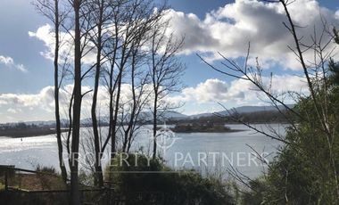 Terreno con orilla al Río Valdivia en Condominio Silos Torobayo