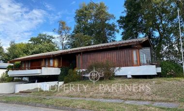 Amplia casa en teja sur,exclusivo sector de Valdivia