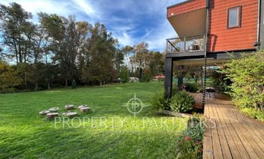 Hermosa casa en parcela, a quince minutos de  Valdivia