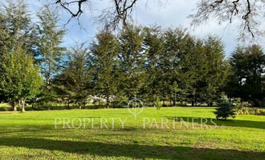 Hermosa casa en parcela, a quince minutos de  Valdivia