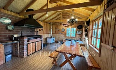 Hermosa casa en parcela, a quince minutos de  Valdivia