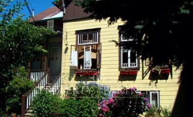 Casona en excelente ubicacion a pasos del centro de la ciudad