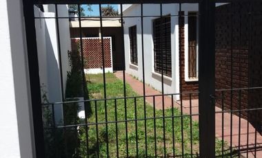 Prov. de Buenos Aires, Navarro. Casa. 148mt2. Terreno 244mt2