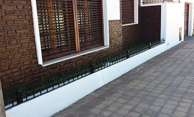 Prov. de Buenos Aires, Navarro. Casa. 148mt2. Terreno 244mt2