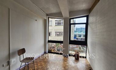 Gran Edificio  comercial en pleno centro de la Ciudad