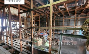 Gran Edificio  comercial en pleno centro de la Ciudad
