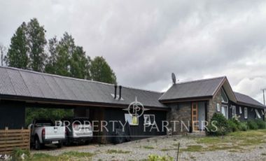 Estupenda casa en Condominio Santa Emilia, entrada norte de Valdivia.