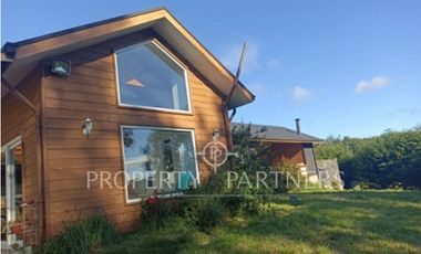 Estupenda casa en Condominio Santa Emilia, entrada norte de Valdivia.