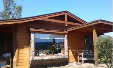 Hermosa Parcela con dos casas vista al Río