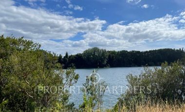Espectacular parcela con orilla río