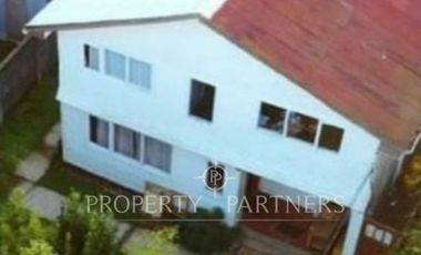 Casa destino institucional, en pleno centro de Valdivia