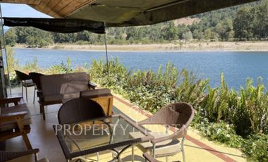 OPORTUNIDAD!!!  Gran Casa ubicada en la comuna de Los Lagos con vista panorámica al río