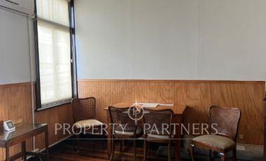 Propiedad con oficinas en excelente ubición central