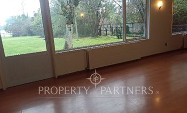 Arriendo espectacular casa orilla rio