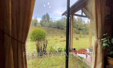 Parcela con casa en sector Cayumapu, distante a 17 km de Valdivia.