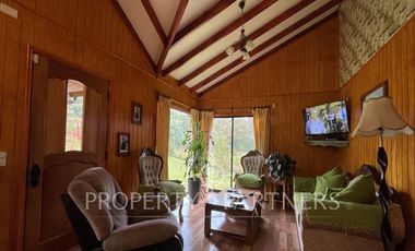 Parcela con casa en sector Cayumapu, distante a 17 km de Valdivia.