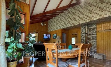 Parcela con casa en sector Cayumapu, distante a 17 km de Valdivia.